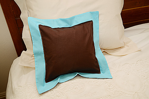 Hemstitch Multicolor Baby Square 12x12". Brown with Aqua border.